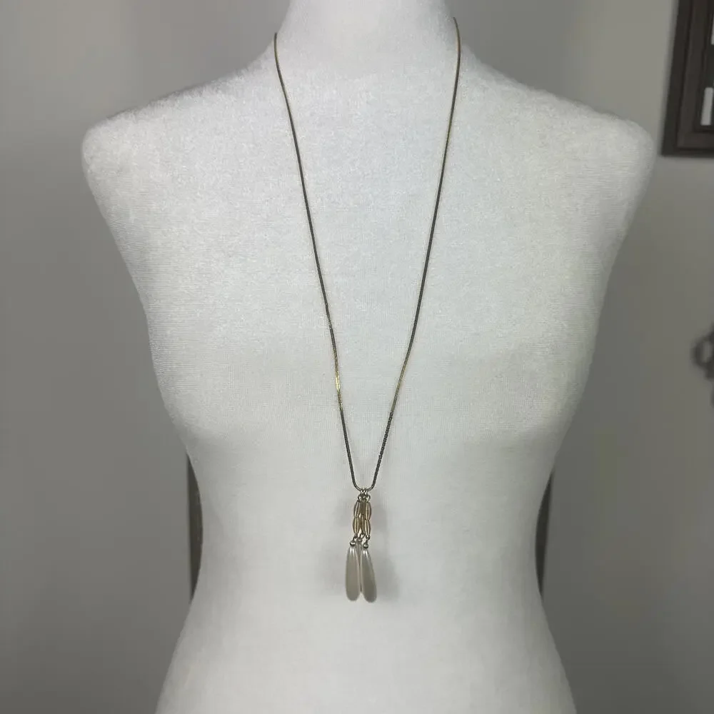 Vintage Gold Tone Necklace with Cream Pearl Teardrop Pendants